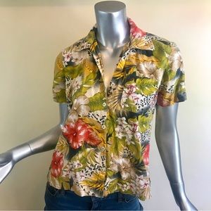 Vintage 90s Women's Pappagallo shirt Tropical Leopard size medium petite.